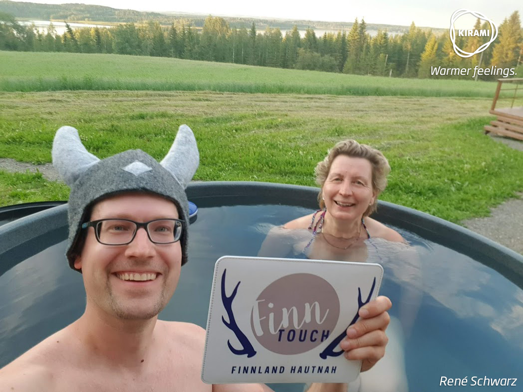 See the live video from the Kirami hot tub with Riitta and René Schwarz, who blogs about Finland (FinnTouch.de) (video in German) | Kirami