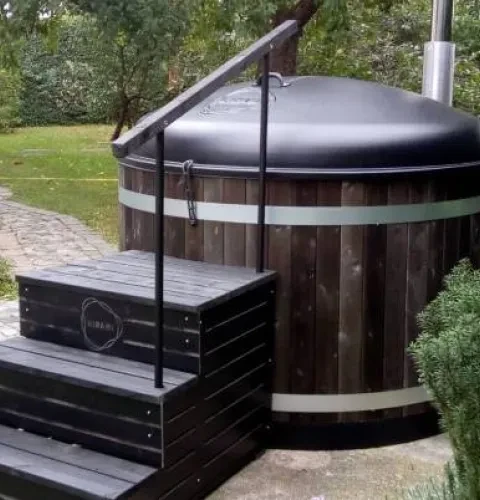 In the right spot your tub will be the finishing touch to your garden | Kirami