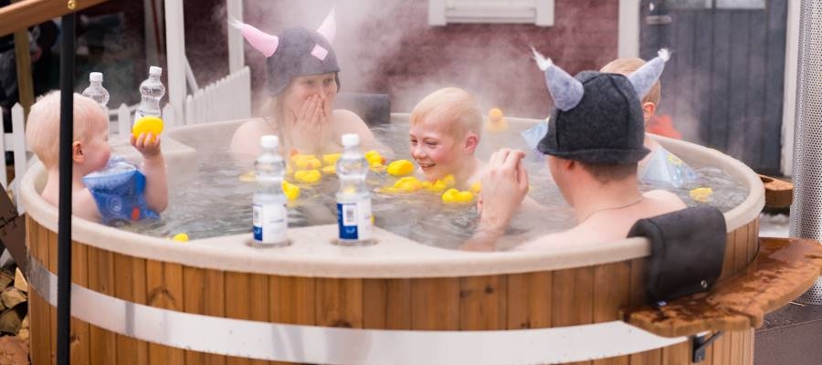 Kirami Family - a hot tub for the whole family