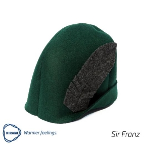 Kirami Tubhat Sir Franz - A green Tyrolean bathing hat with a grey feather.