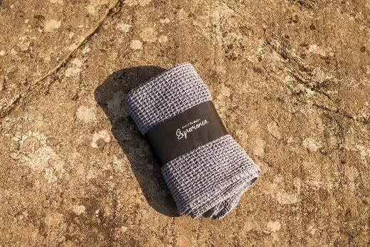 Kirami FinVision Experience waffle towel grey
