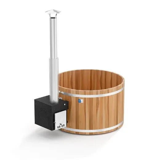 Kirami’s Premium Woody M is high quality, genuine and traditional hot tub for families.