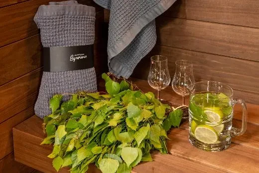 A bench can be purchased as accessoires for the changing room