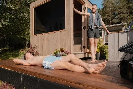 A relaxing evening in the Kirami FinVision® Annex setup – the patio invites you to unwind.