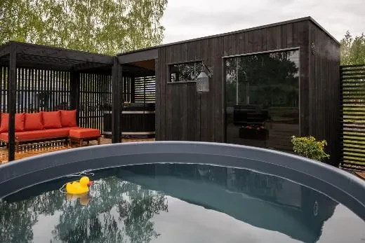 Enhance your garden with a Kirami FinVision® -garden screen!