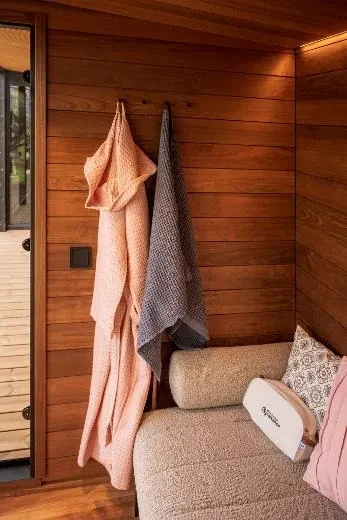 Kirami FinVision® -lounge M Misty - a place to cool off after the sauna!