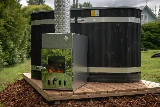 Patio M Misty – the perfect base for hot tub moments and barbecues.