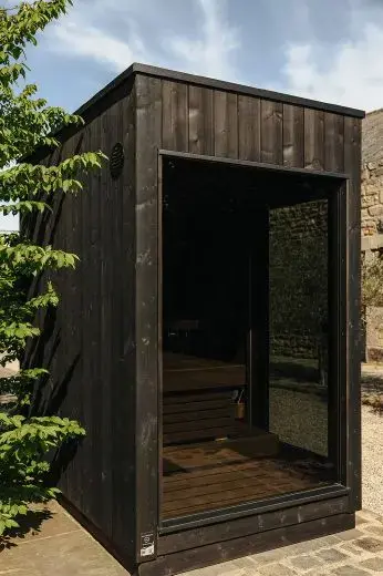 This small outdoor sauna is more spacious than it looks | Kirami FinVision® -sauna S Misty